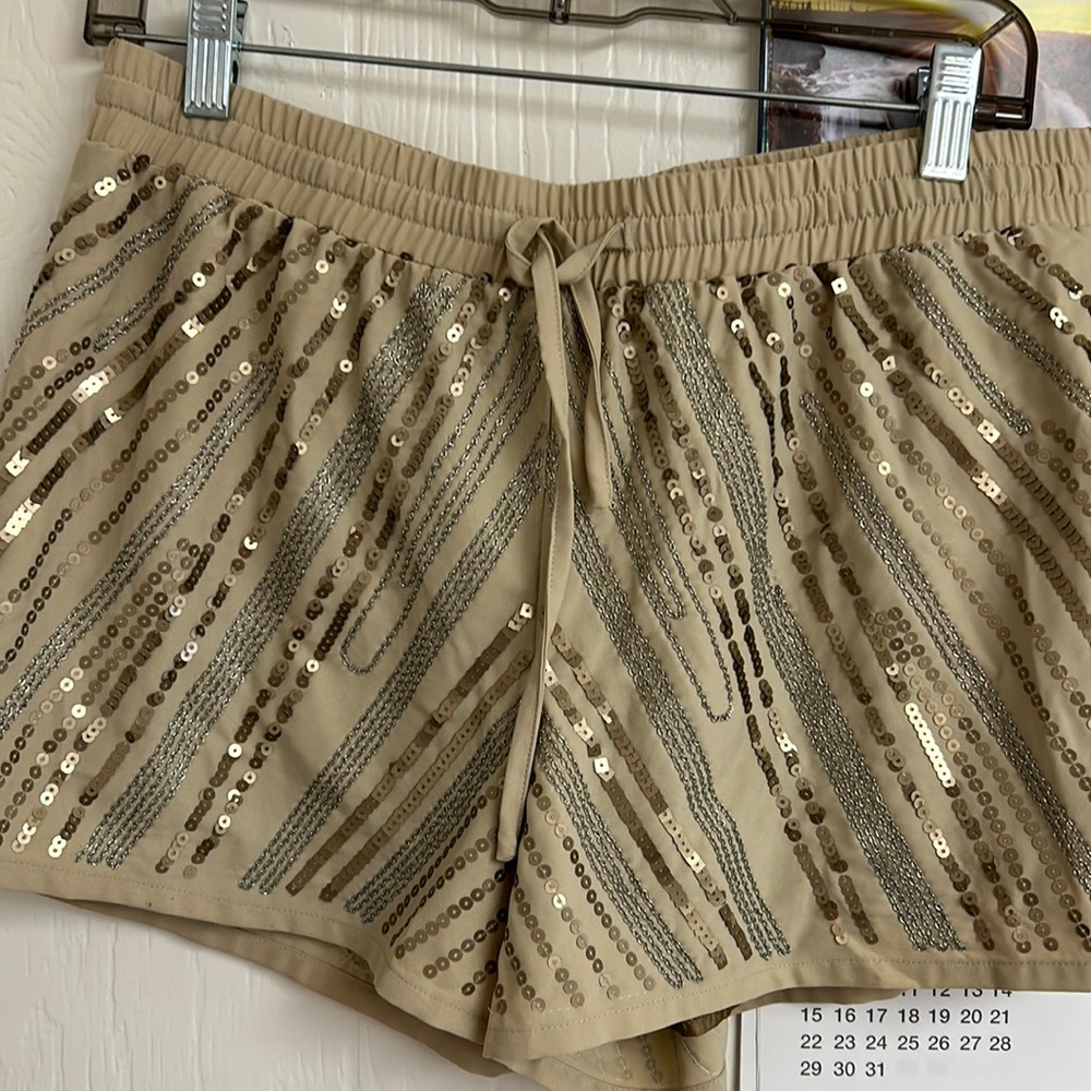 Bebe medium tan with sequins shorts